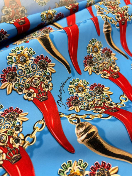 Плащевка Dolce&Gabbana